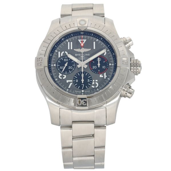 Breitling Avenger B01 Chronograph AB0182